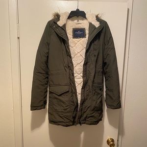 American Eagle women’s jacket size XS. olive green.